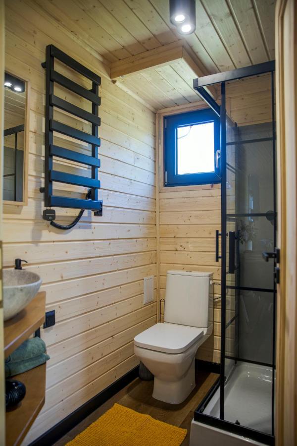 Westfalowachatka Domek Z Jacuzzi Sasino Luaran gambar